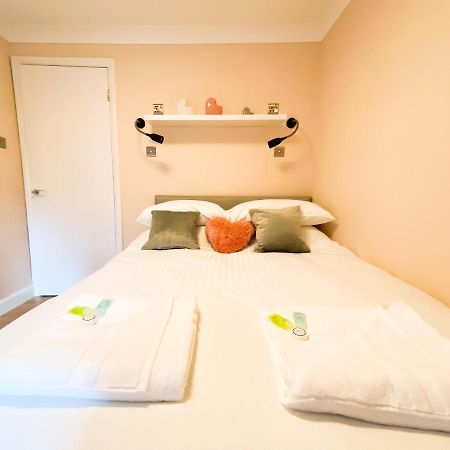 Glasgow 2Bd City Centre Apartment - Free Private Parking ภายนอก รูปภาพ