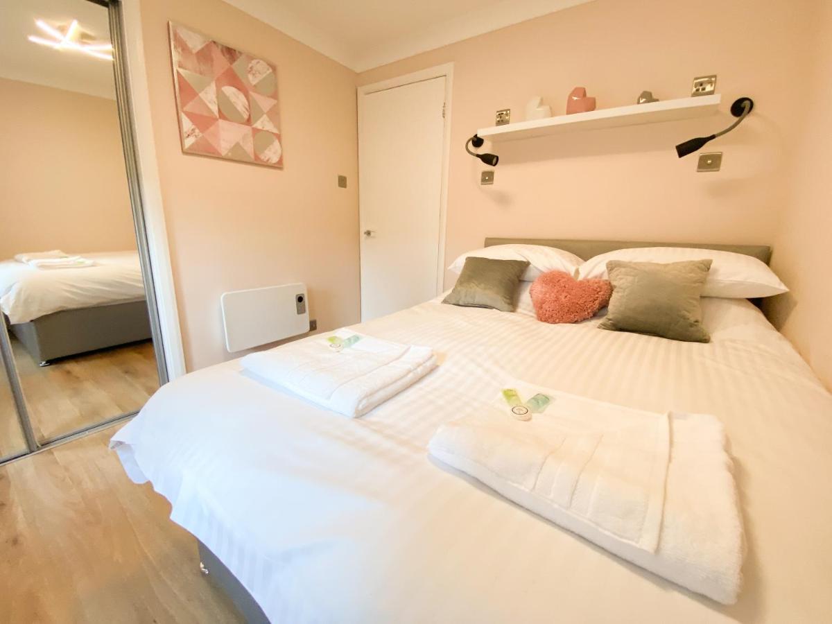Glasgow 2Bd City Centre Apartment - Free Private Parking ภายนอก รูปภาพ