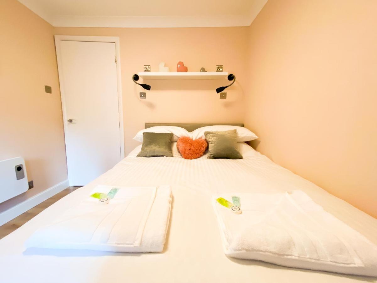 Glasgow 2Bd City Centre Apartment - Free Private Parking ภายนอก รูปภาพ
